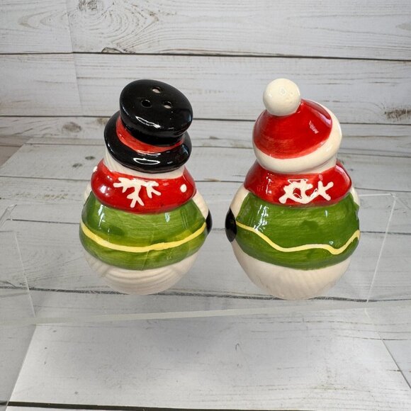Christmas Snowman Red Scarf Ice Skates Salt & Pepper Shakers Set Ceramic - Picture 3 of 6